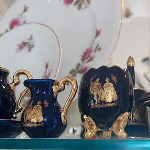 Courting Couple Tea Set